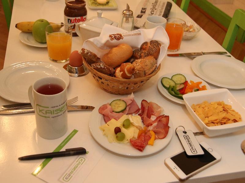 Hostel & Guesthouse Kaiser 23 Vienna Luaran gambar