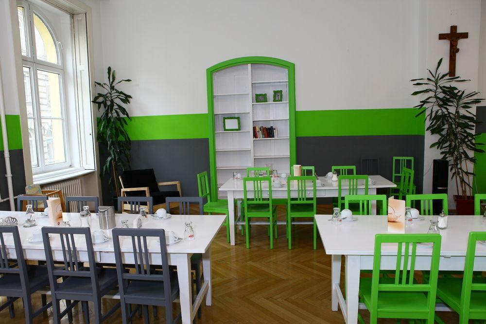 Hostel & Guesthouse Kaiser 23 Vienna Luaran gambar